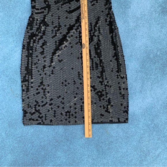 Black Sequin cocktail dress Niteline by Della Roufogali size 6 - Picture 10 of 13